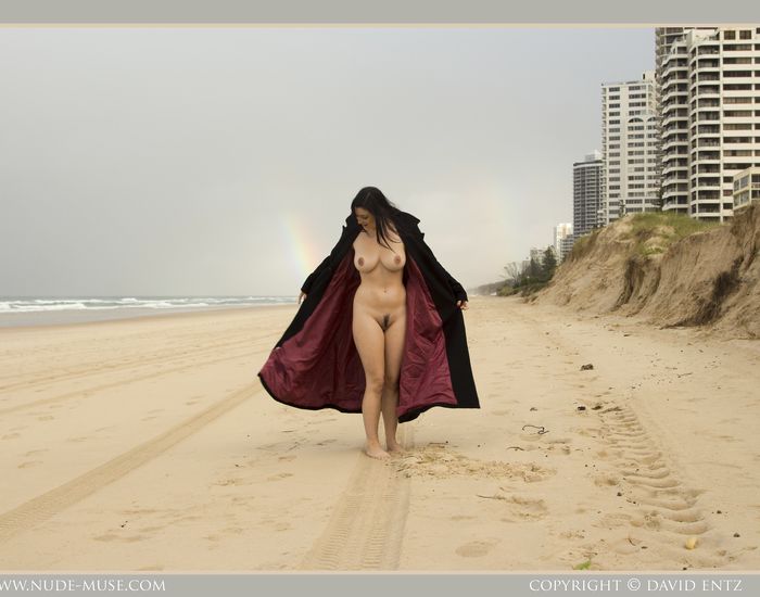Bib boobed babe showing her body on the beach