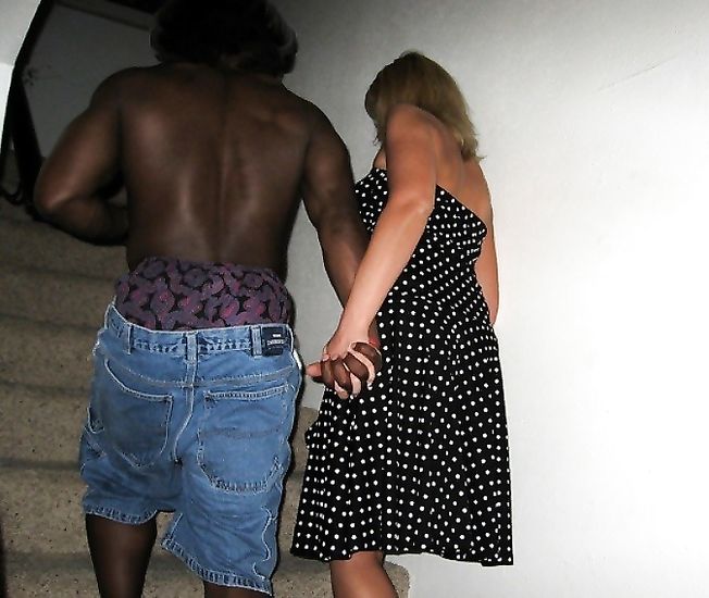 Cuckolding pictures featuring white wives and BBC