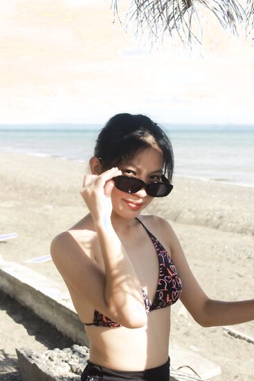 SHARING MY GIRLFRIEND